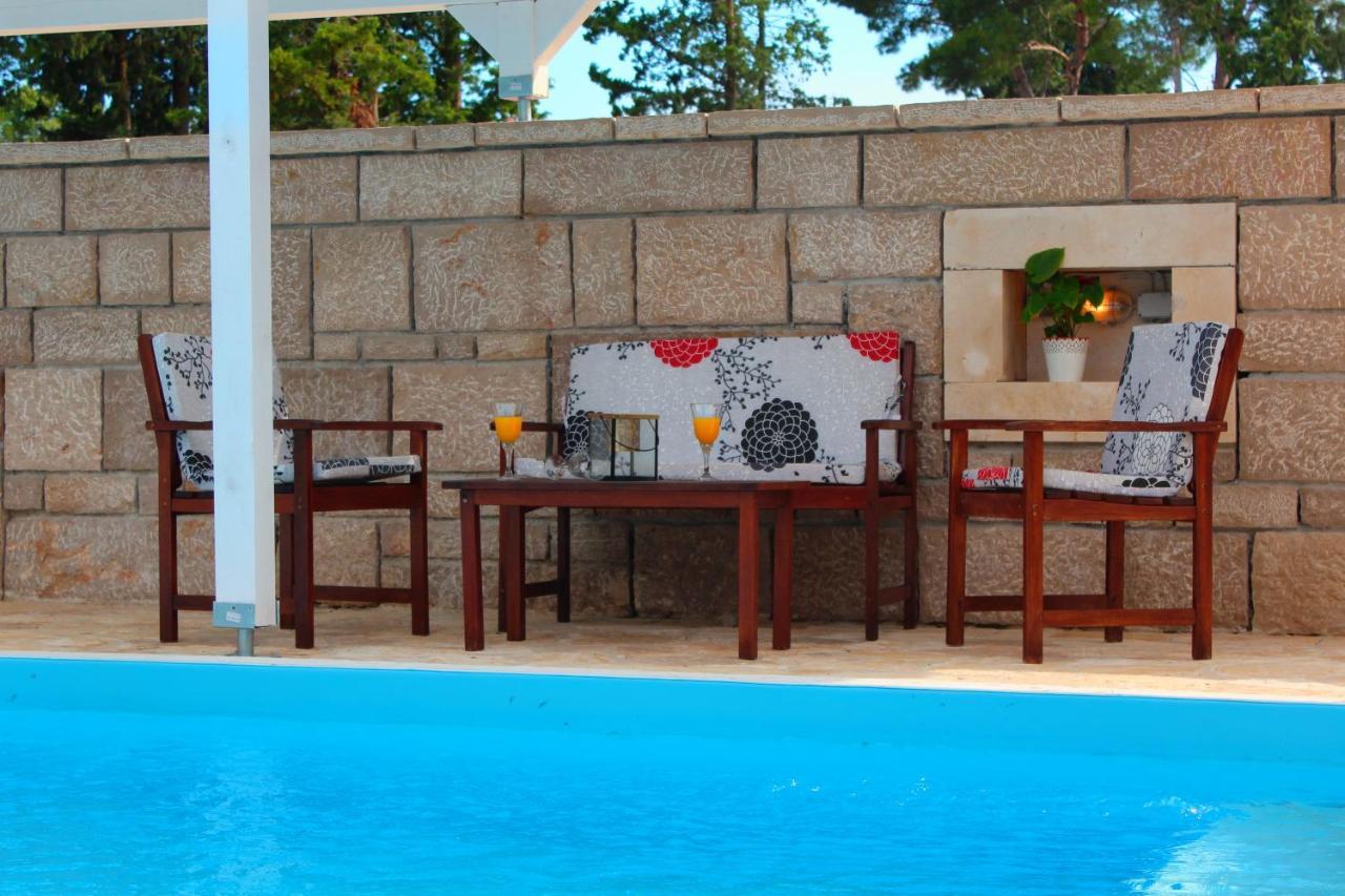 Villa Daria Pakoštane Εξωτερικό φωτογραφία
