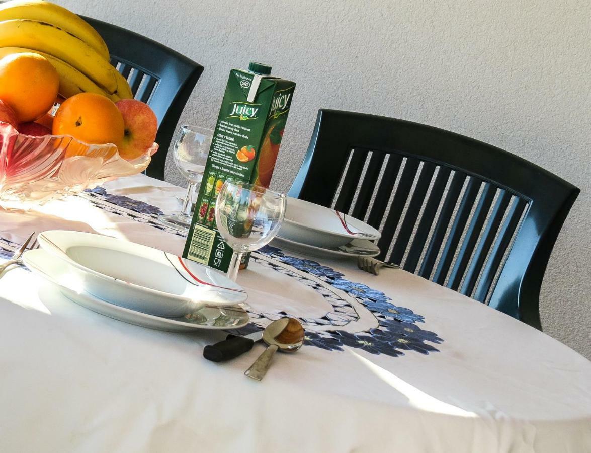 Villa Daria Pakoštane Εξωτερικό φωτογραφία